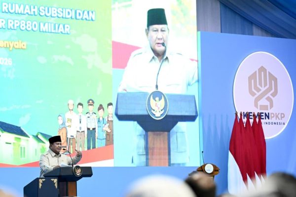 Di Peresmian Akad Massal 62.000 KPR Rumah Subsidi, Prabowo: Pemerintah Sekarang Bekerja Sungguh-sungguh untuk Rakyat