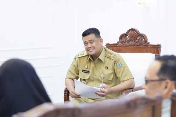 Targetkan Sumut Bebas Rabies, Bobby Nasution Fokuskan Vaksinasi Hewan Peliharaan di Daerah Wisata
