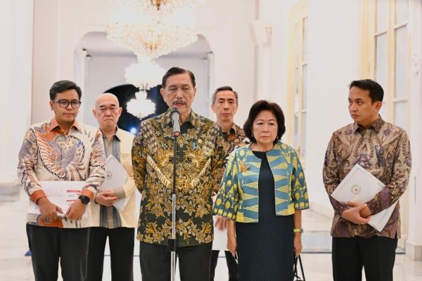 Hasil Kajian DEN: Siswa Penerima MBG Lebih Jarang Absen Dibandingkan Nonpenerima