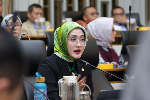 Rakyat Sesak Napas, Pemerintah Harus Kerahkan Seluruh Kekuatan Atasi Karhutla