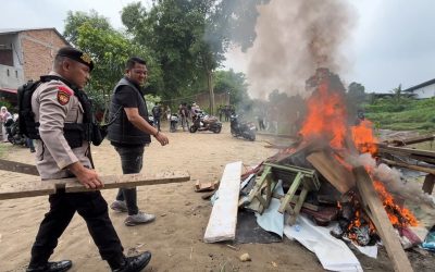 Sarang Narkoba Gang Pantai Medan Sunggal Dibakar Polisi
